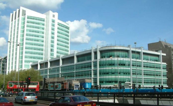 London Hospital to Substitute Nurses and Doctors with AI for Some Activities