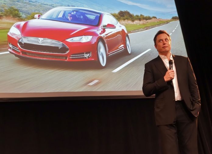 Musk Hints that Tesla Could Roll out it's New AI Chips in 6 Months